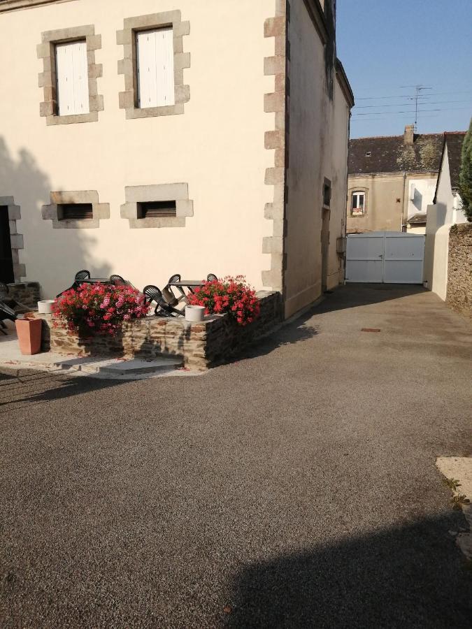 Le Casse Noisettes Hotel Gourin Exterior foto