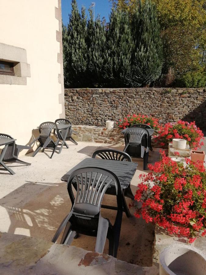 Le Casse Noisettes Hotel Gourin Exterior foto